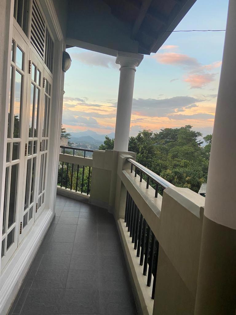 Vista House Kandy Exterior photo